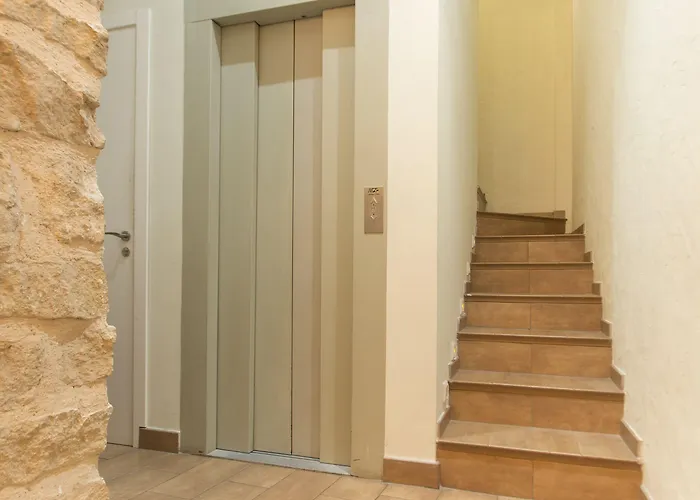 Amelia Πανσιόν